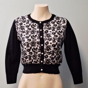 🅱️🅾️G🅾️ Karl Lagerfeld Black Floral Jacquard Knitwear Cardigan